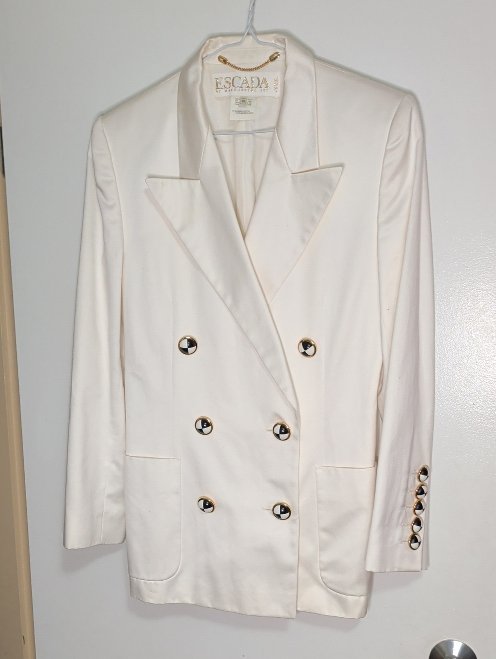 Vintage ESCADA jacket blazer 38 (19.5PTP)
